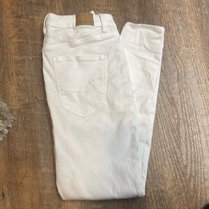 American Eagle white skinny jeans